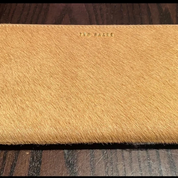 Genuine Ted Baker Tan Exotic Cow Hide Leather Popper Matinee Cardholder/Purse - Picture 2 of 13